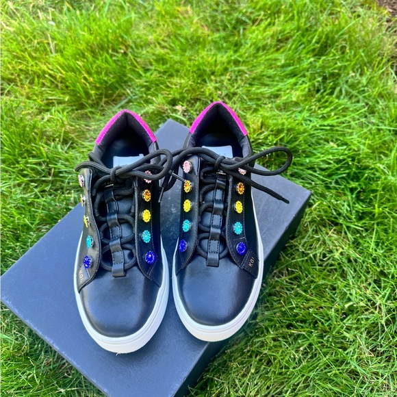 Kurt Geiger Tennis Shoes size 7 worn once for about 2hours comes with box - Picture 4 of 5